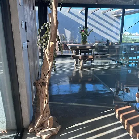 Seaside 4 Bedrooms Luxury Near Lisbon Villa